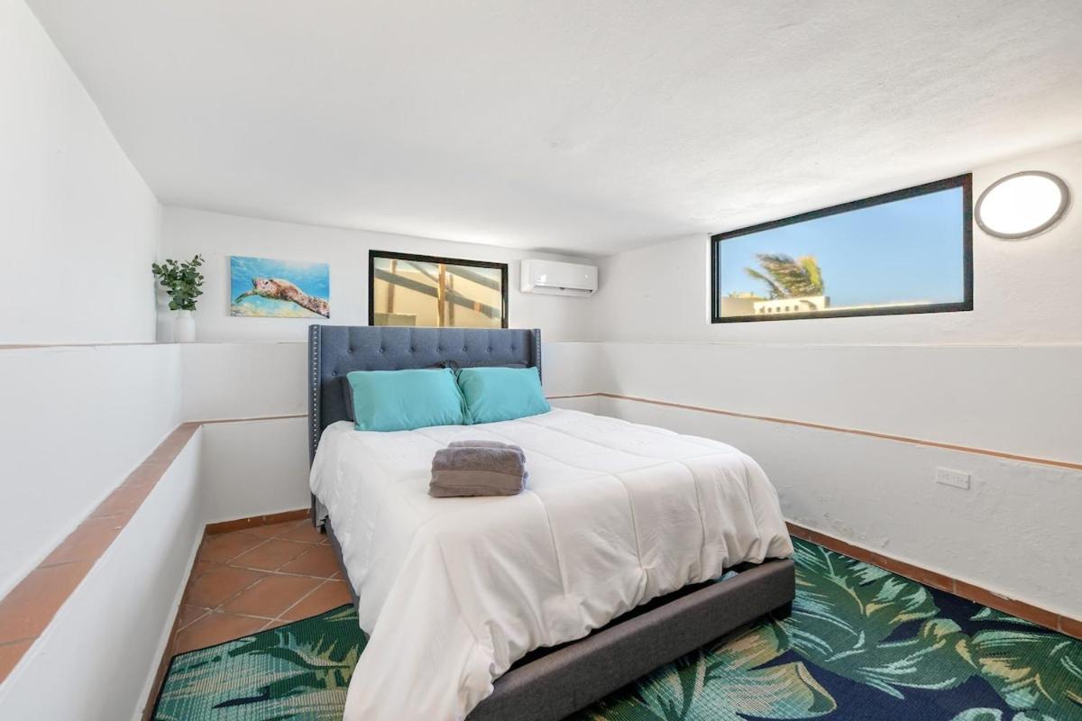 4 Bedroom Kikita Beach Villa Oceanfront W Pool ドラド エクステリア 写真