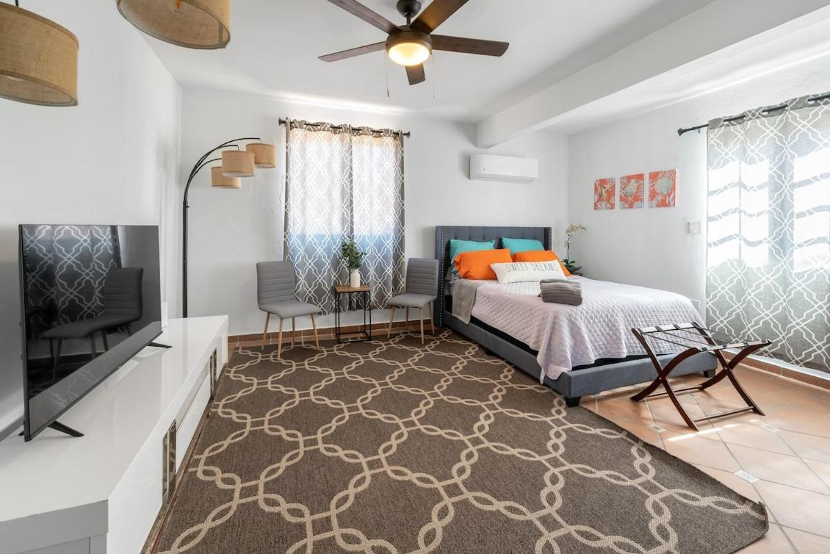 4 Bedroom Kikita Beach Villa Oceanfront W Pool ドラド エクステリア 写真