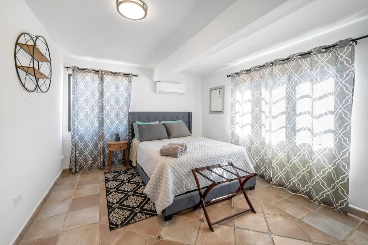 4 Bedroom Kikita Beach Villa Oceanfront W Pool ドラド エクステリア 写真