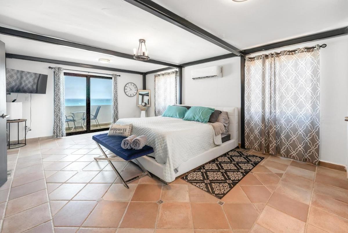 4 Bedroom Kikita Beach Villa Oceanfront W Pool ドラド エクステリア 写真